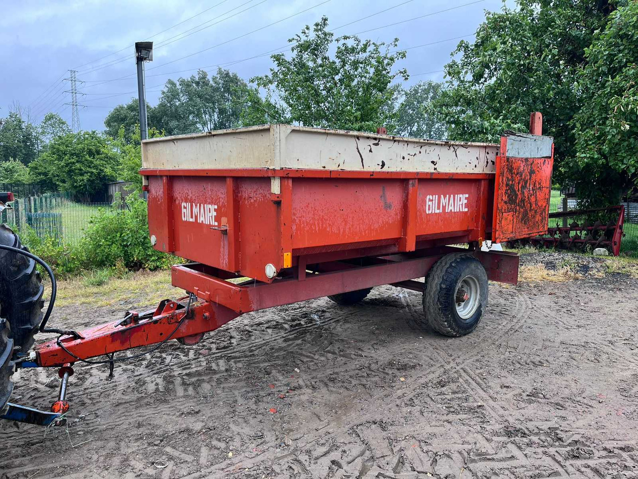 Gilmaire T-045 - Zemědělský sklápěcí přívěs: obrázek 1 Gilmaire T-045 - Zemědělský sklápěcí přívěs: obrázek 1