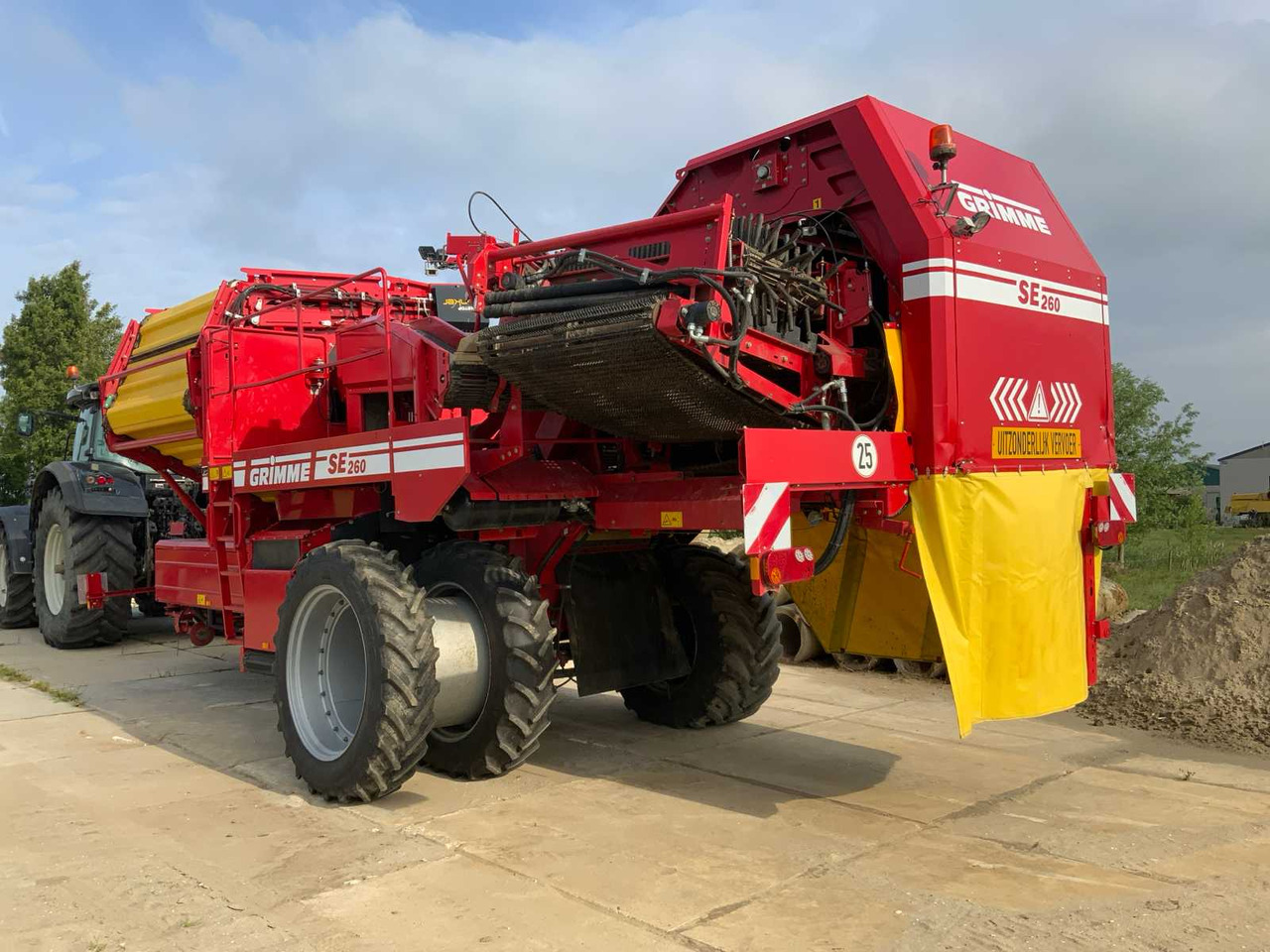 Grimme SE250 - Bramborový kombajn: obrázek 4 Grimme SE250 - Bramborový kombajn: obrázek 4