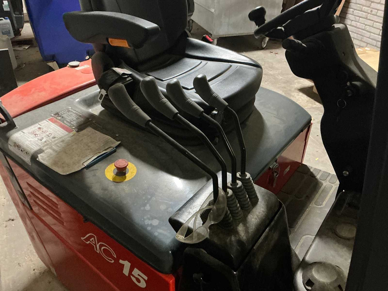 HELI - - FORKLIFT - Vysokozdvižný vozík: obrázek 4 HELI - - FORKLIFT - Vysokozdvižný vozík: obrázek 4