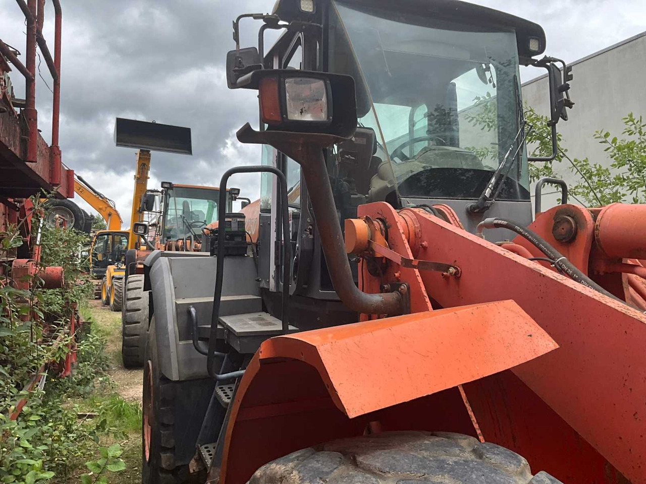 HITACHI ZW250 - Kolový nakladač: obrázek 4 HITACHI ZW250 - Kolový nakladač: obrázek 4