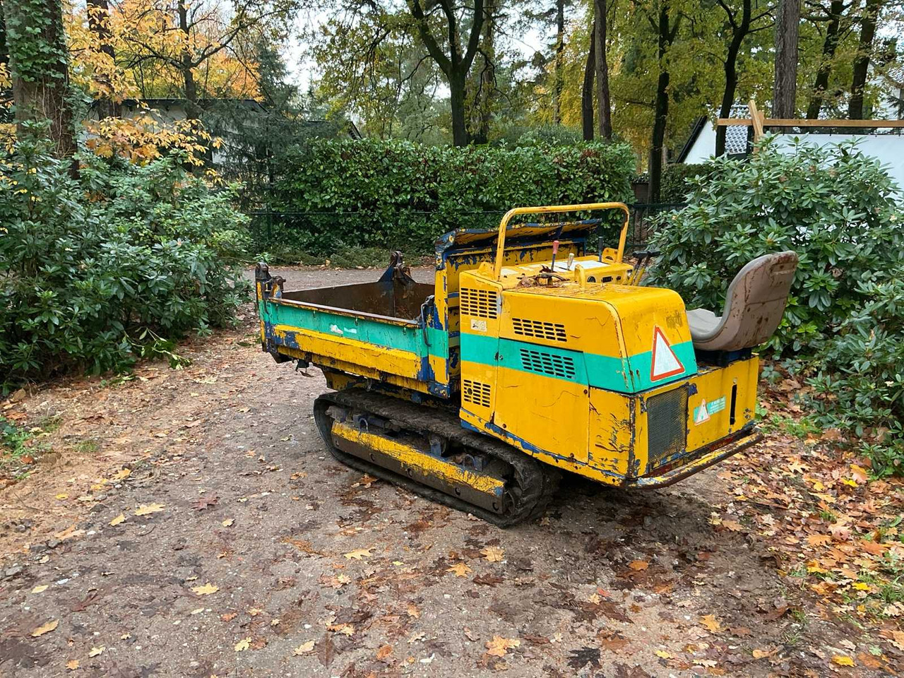 HUKI 120H DUMPER - Mini-sklápěčka: obrázek 3 HUKI 120H DUMPER - Mini-sklápěčka: obrázek 3