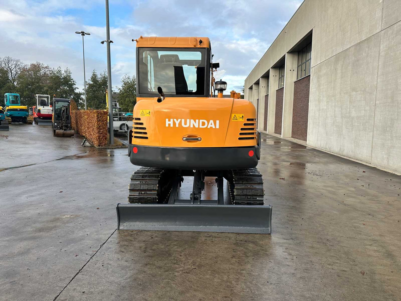 HYUNDAI - 2017 - R60V - MIDI EXCAVATOR - Rýpadlo: obrázek 5 HYUNDAI - 2017 - R60V - MIDI EXCAVATOR - Rýpadlo: obrázek 5