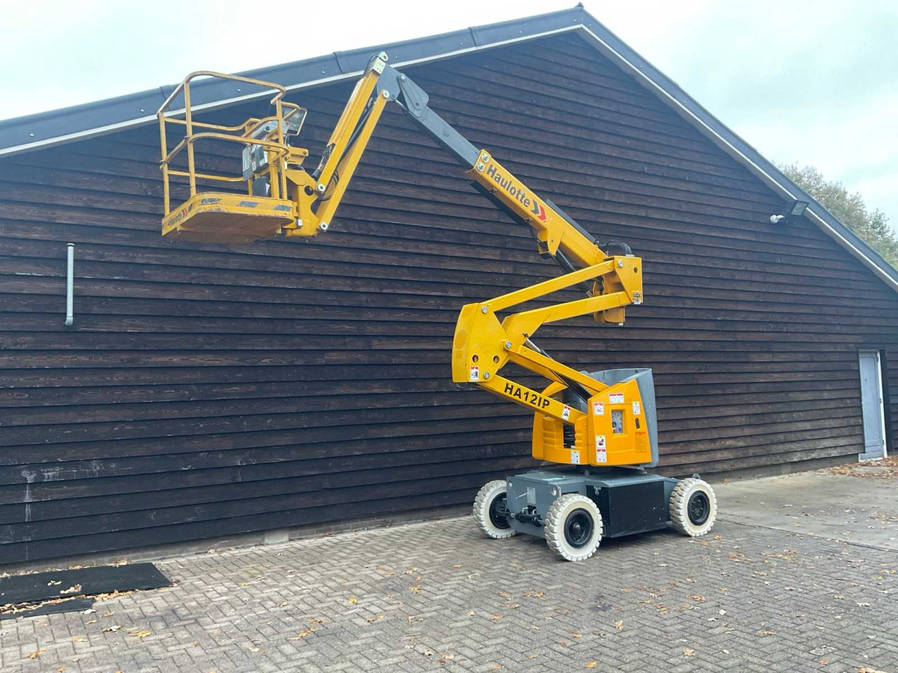 Haulotte HA12IP - Pracovní plošina: obrázek 3 Haulotte HA12IP - Pracovní plošina: obrázek 3