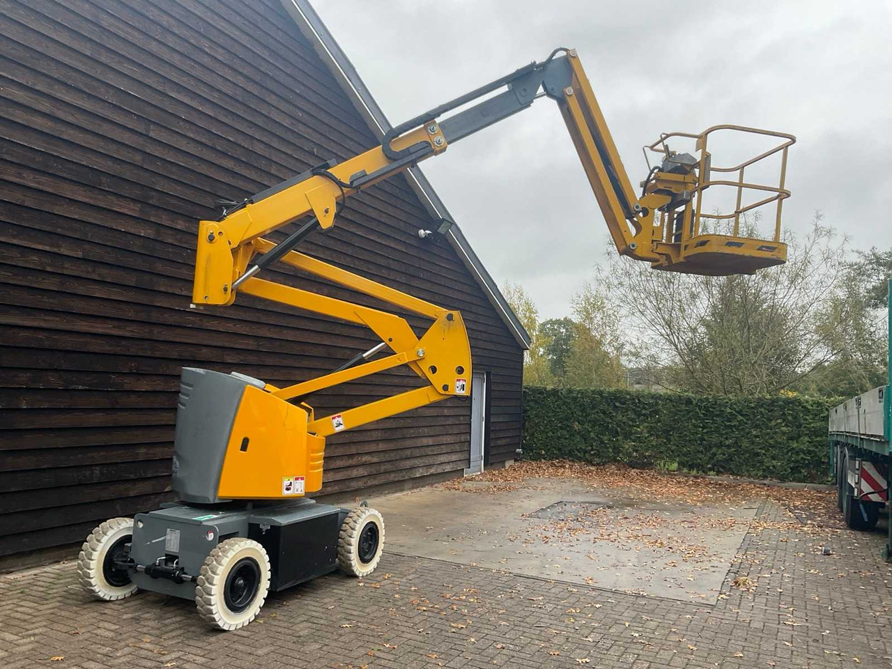 Haulotte HA12IP - Pracovní plošina: obrázek 4 Haulotte HA12IP - Pracovní plošina: obrázek 4