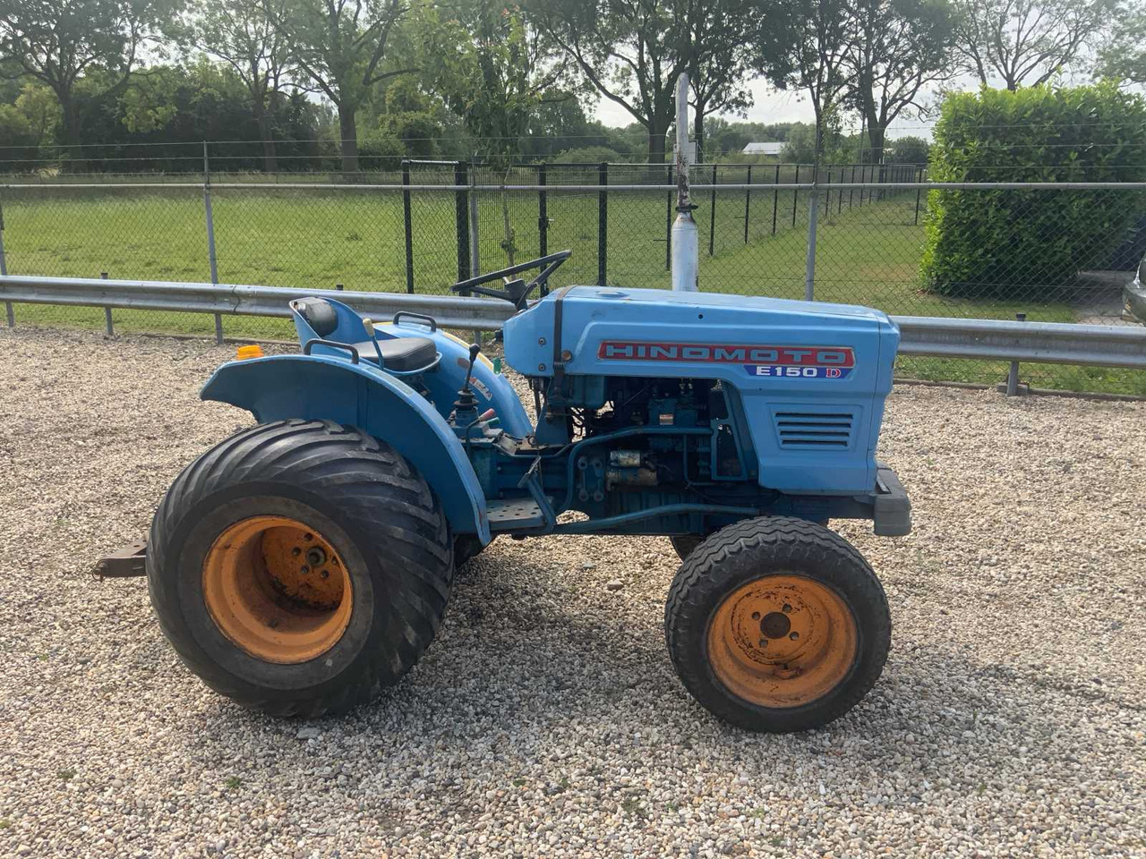 Hinomoto E150D - Malotraktor: obrázek 4 Hinomoto E150D - Malotraktor: obrázek 4