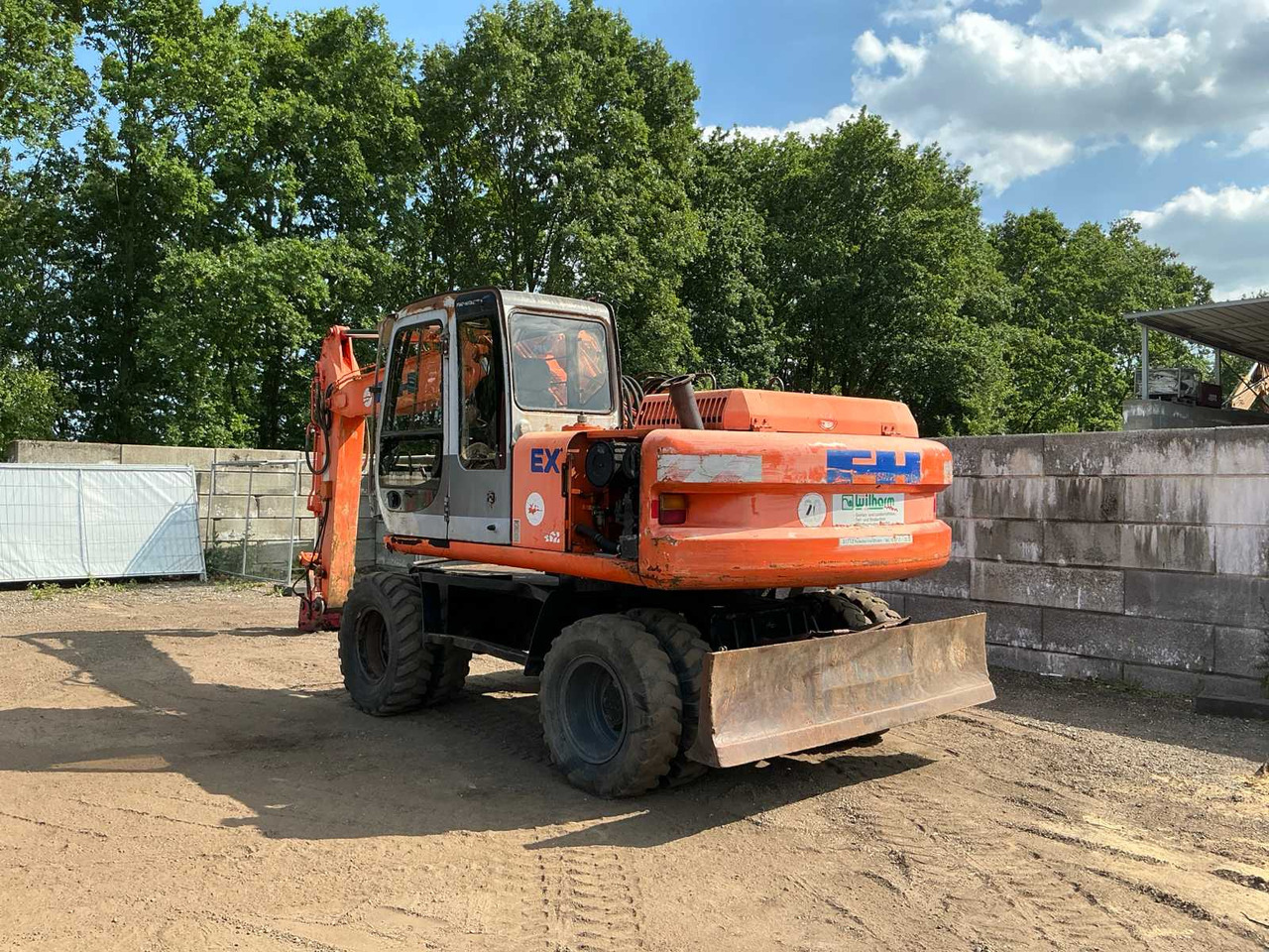 Hitachi 165W - Autojeřáb: obrázek 3 Hitachi 165W - Autojeřáb: obrázek 3