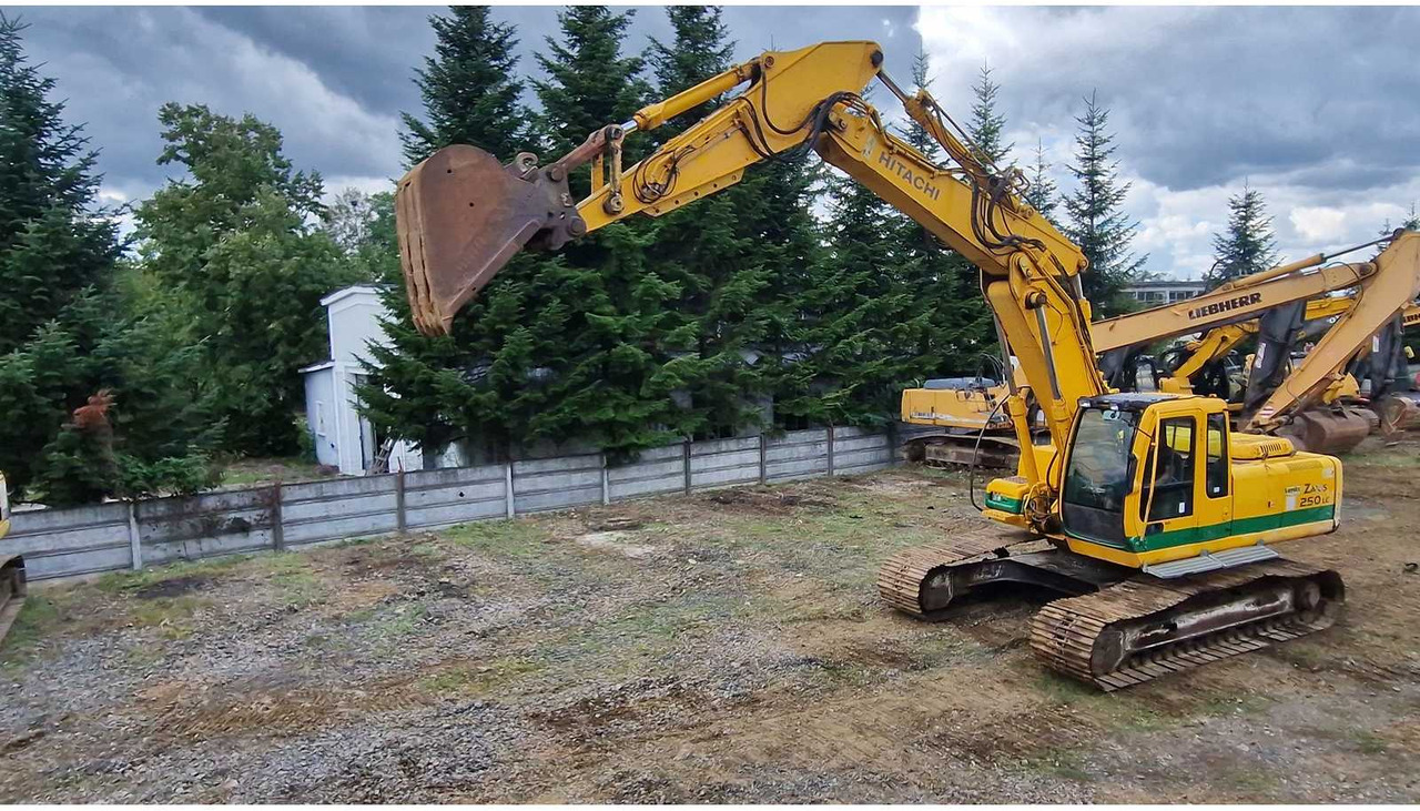 Hitachi ZX250 - Pásové rýpadlo: obrázek 3 Hitachi ZX250 - Pásové rýpadlo: obrázek 3