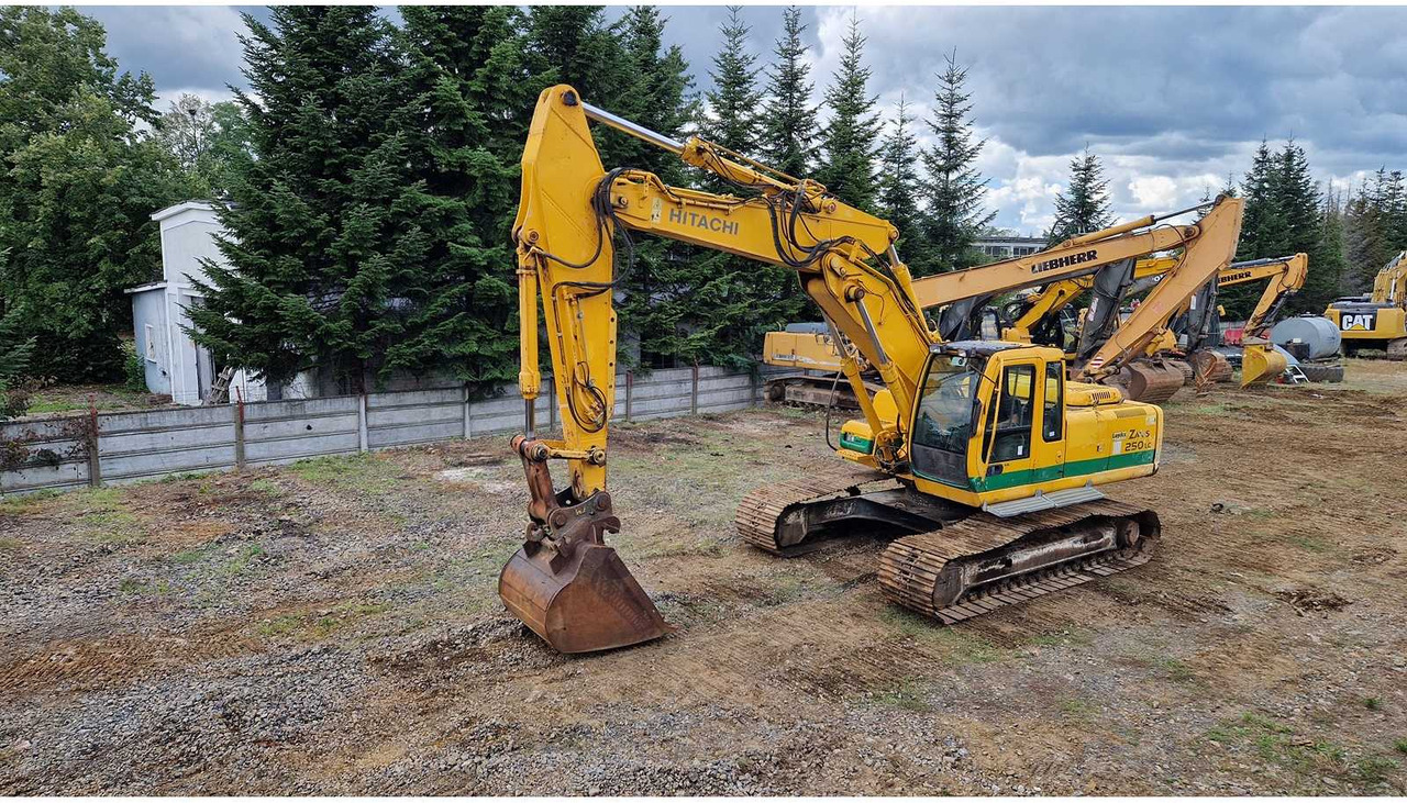 Hitachi ZX250 - Pásové rýpadlo: obrázek 1 Hitachi ZX250 - Pásové rýpadlo: obrázek 1