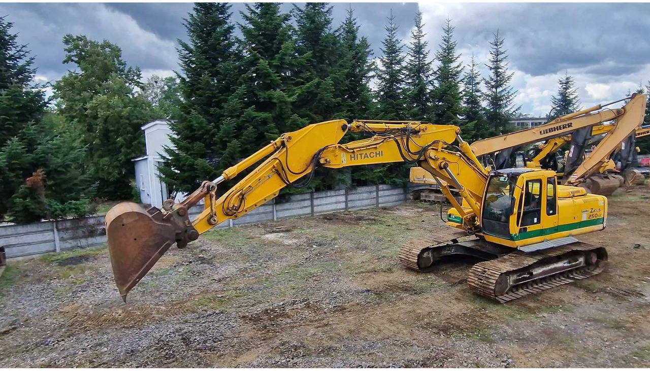 Hitachi ZX250 - Pásové rýpadlo: obrázek 4 Hitachi ZX250 - Pásové rýpadlo: obrázek 4
