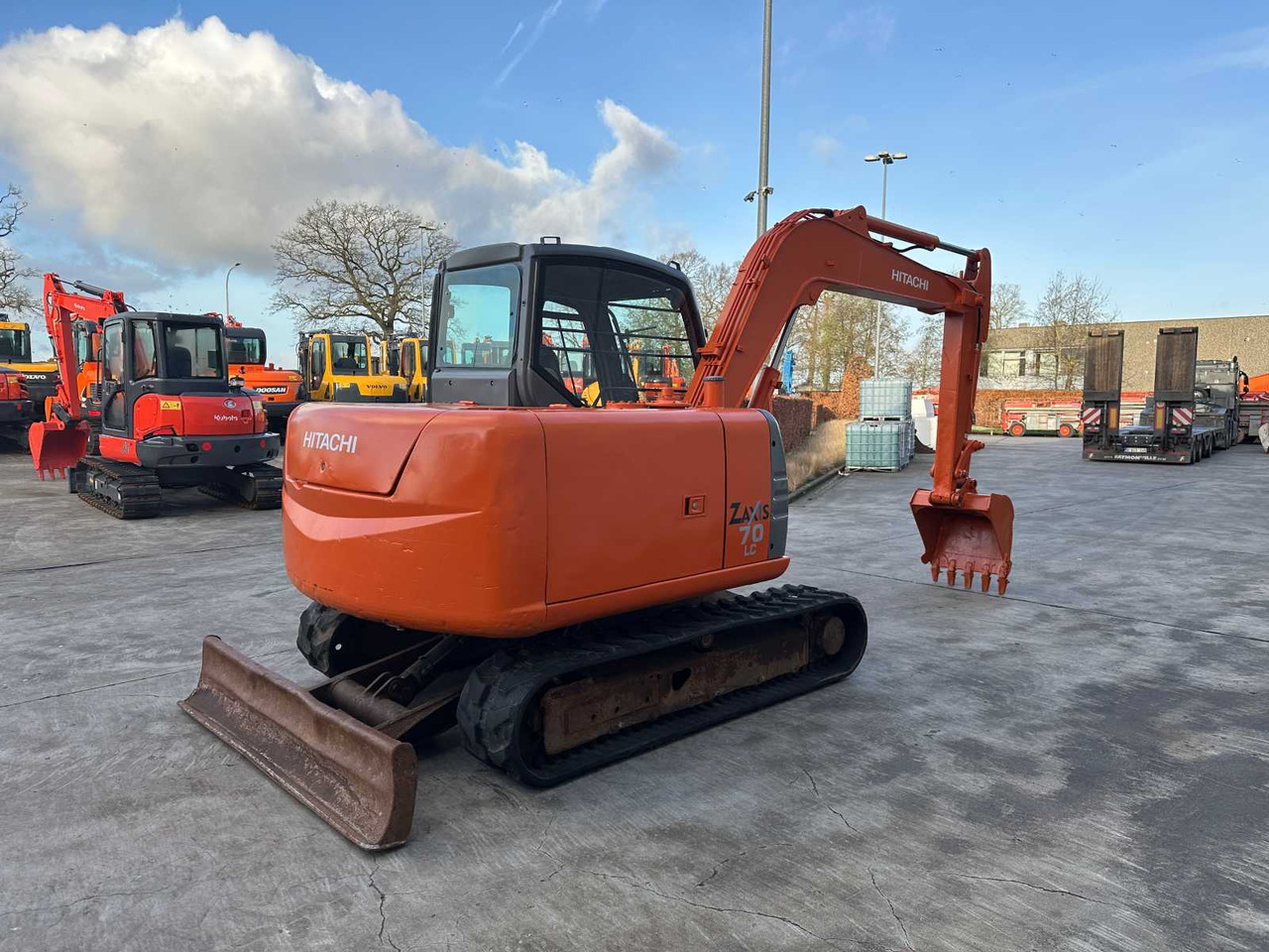 Hitachi ZX70LC - Pásové rýpadlo: obrázek 4 Hitachi ZX70LC - Pásové rýpadlo: obrázek 4