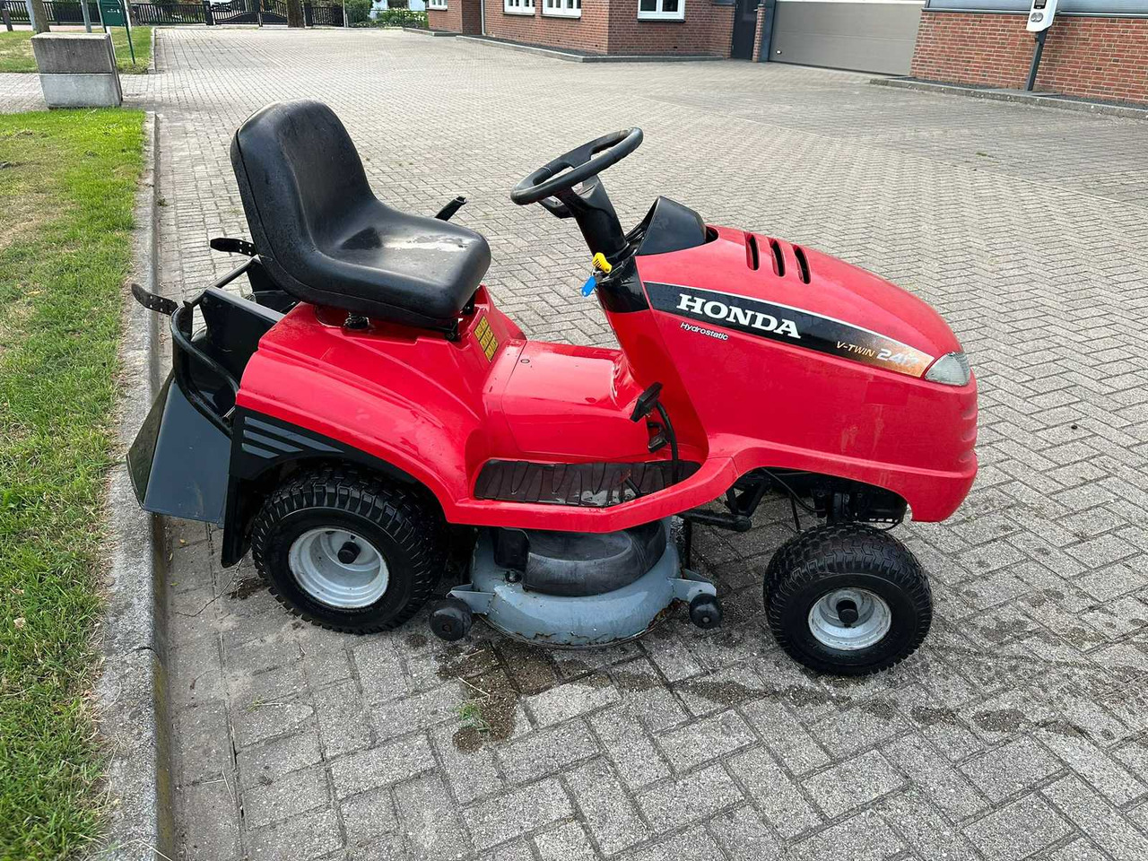 Sekačka na trávu Honda 2417: obrázek 7