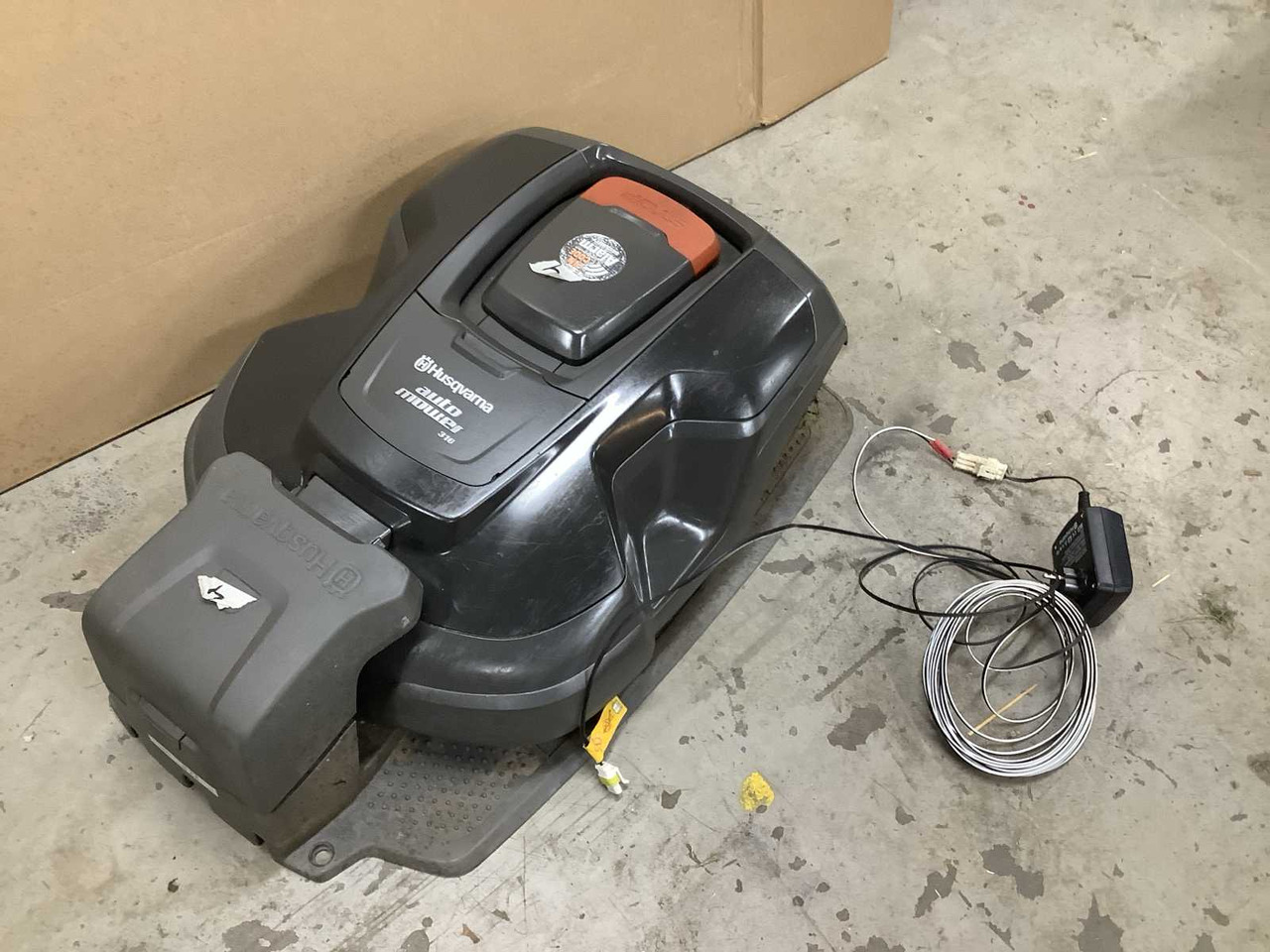 Husqvarna 310 - Sekačka na trávu: obrázek 2 Husqvarna 310 - Sekačka na trávu: obrázek 2