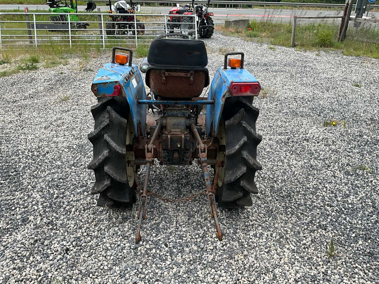 Iseki TU1700 - Malotraktor: obrázek 4 Iseki TU1700 - Malotraktor: obrázek 4