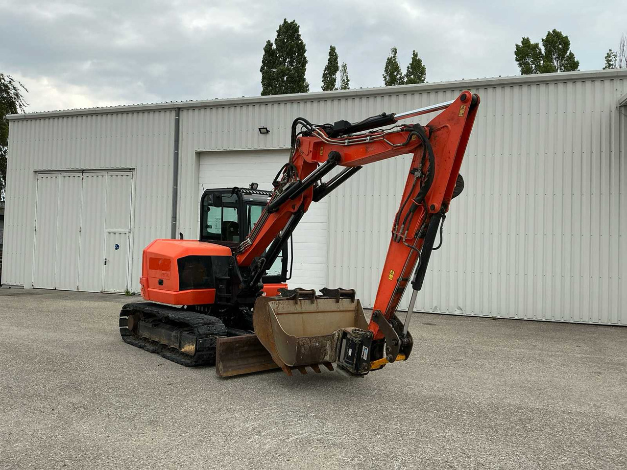 JCB 86C-1TAB - Pásové rýpadlo: obrázek 1 JCB 86C-1TAB - Pásové rýpadlo: obrázek 1