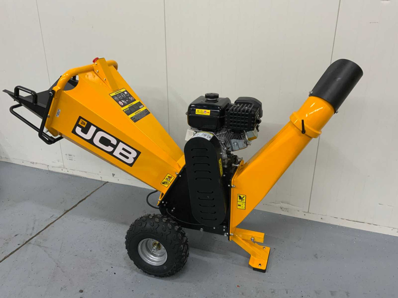 JCB CH75100P - Štěpkovač: obrázek 4 JCB CH75100P - Štěpkovač: obrázek 4