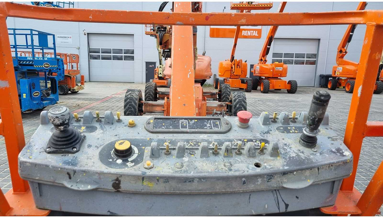 Pracovní plošina JLG 1200 SJP: obrázek 9