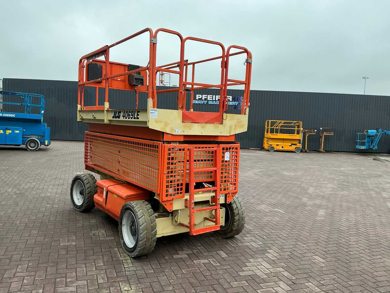 JLG 4069LE - Pracovní plošina: obrázek 3 JLG 4069LE - Pracovní plošina: obrázek 3