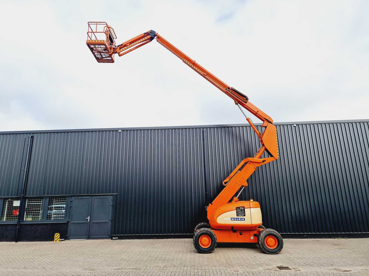 JLG 600 AJ - Pracovní plošina: obrázek 5 JLG 600 AJ - Pracovní plošina: obrázek 5