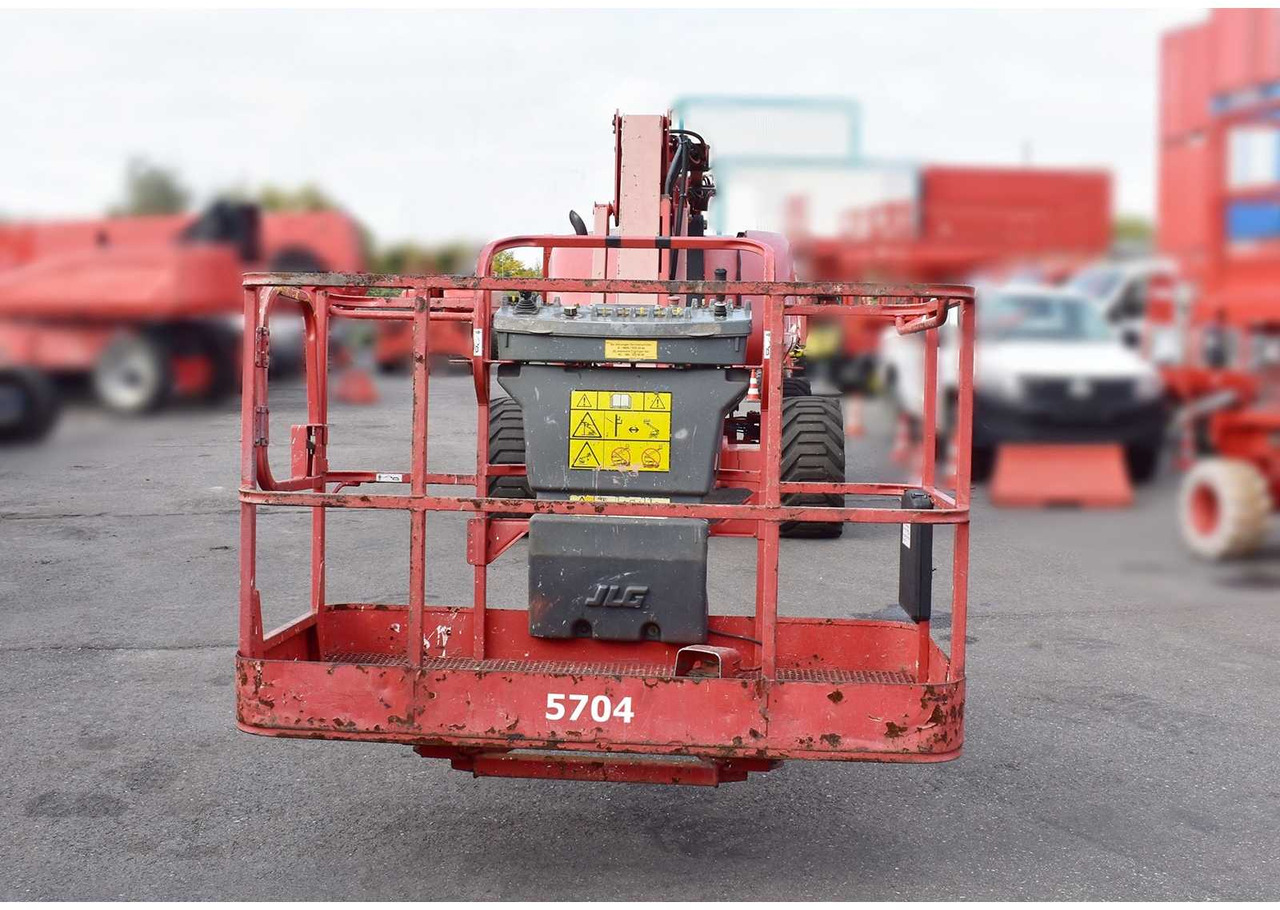 JLG 800AJ - Pracovní plošina: obrázek 2 JLG 800AJ - Pracovní plošina: obrázek 2