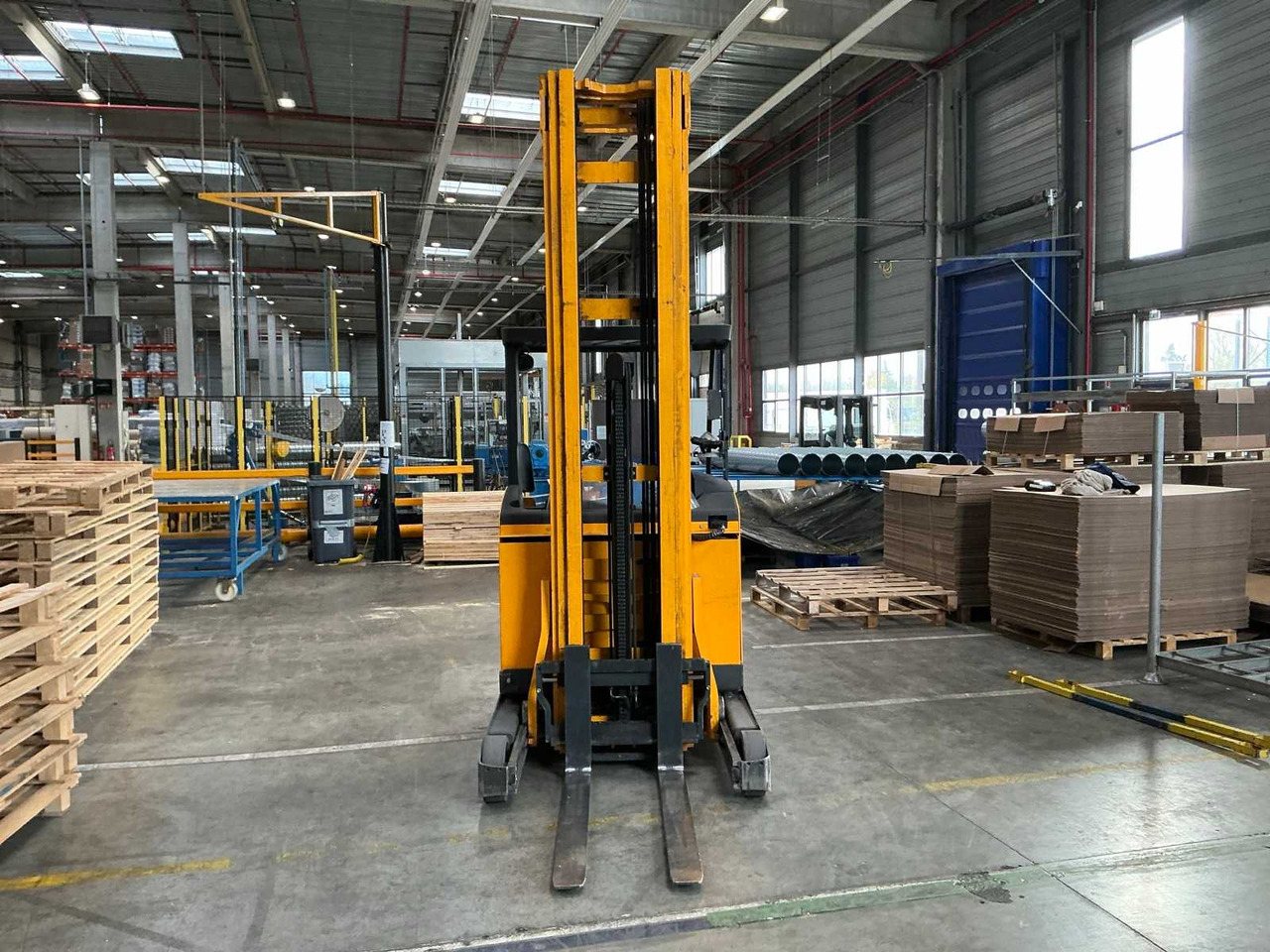 JUNGHEINRICH - 2015 - ETV214 - FORKLIFT - Vysokozdvižný vozík: obrázek 2 JUNGHEINRICH - 2015 - ETV214 - FORKLIFT - Vysokozdvižný vozík: obrázek 2