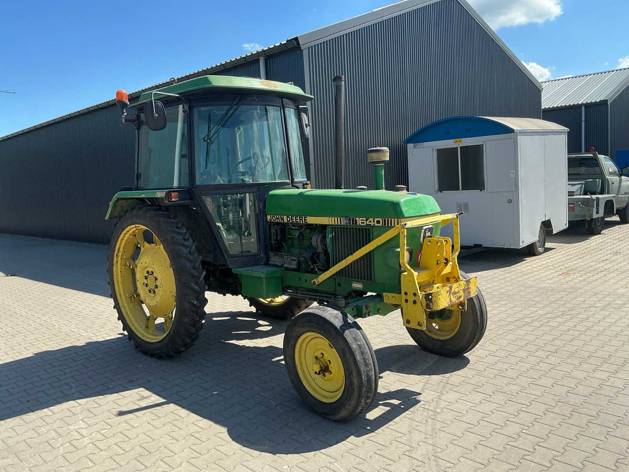 John Deere 1640 Synchron - Traktor: obrázek 2 John Deere 1640 Synchron - Traktor: obrázek 2