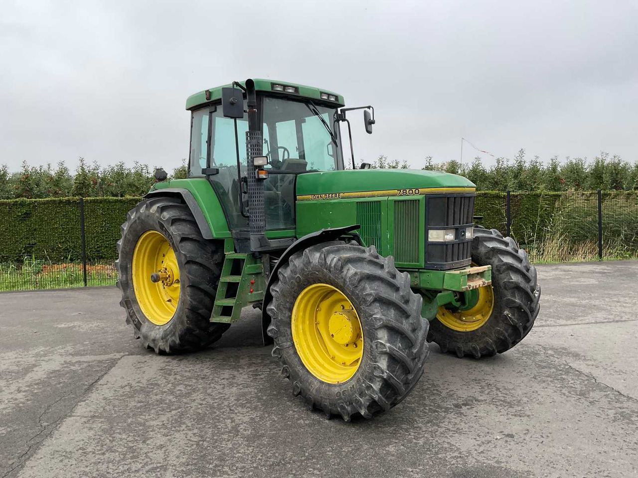 John Deere 7800 - Traktor: obrázek 1 John Deere 7800 - Traktor: obrázek 1