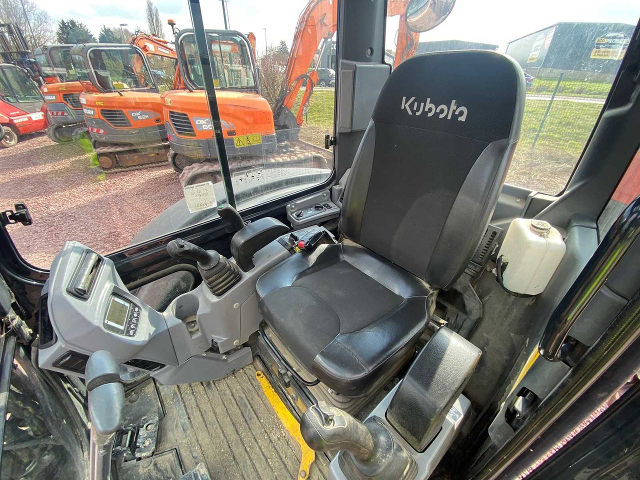 Mini rýpadlo KUBOTA KX 057-4 5.5 TON MINI CRAWLER EXCAVATOR: obrázek 16 Mini rýpadlo KUBOTA KX 057-4 5.5 TON MINI CRAWLER EXCAVATOR: obrázek 16
