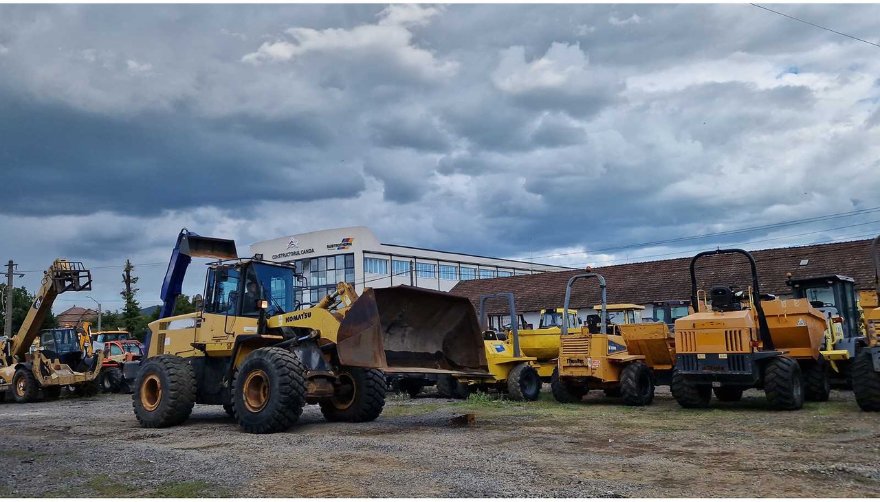 Komatsu WA380-6 - Kolový nakladač: obrázek 4 Komatsu WA380-6 - Kolový nakladač: obrázek 4