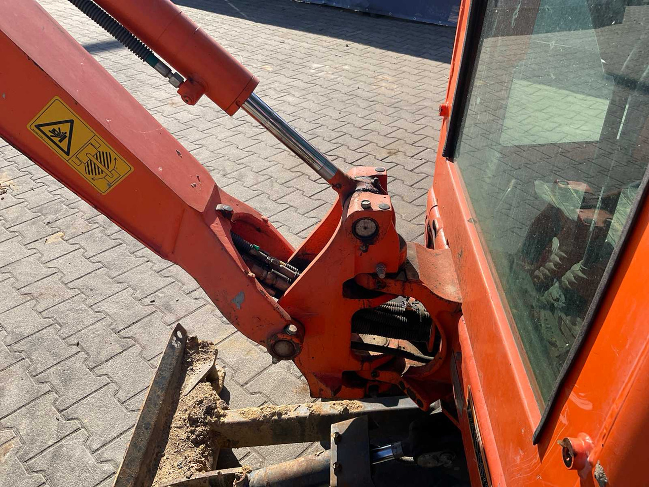 Kubota KX016-4G - Mini rýpadlo: obrázek 5 Kubota KX016-4G - Mini rýpadlo: obrázek 5