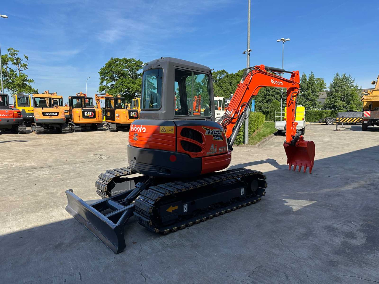 Kubota KX155-3SZ - Pásové rýpadlo: obrázek 4 Kubota KX155-3SZ - Pásové rýpadlo: obrázek 4