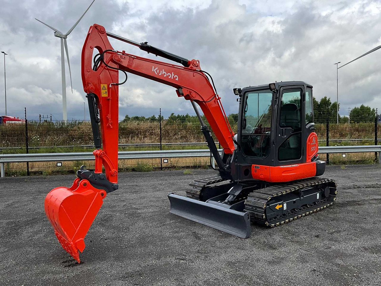 Kubota KX165-5 - Pásové rýpadlo: obrázek 1 Kubota KX165-5 - Pásové rýpadlo: obrázek 1