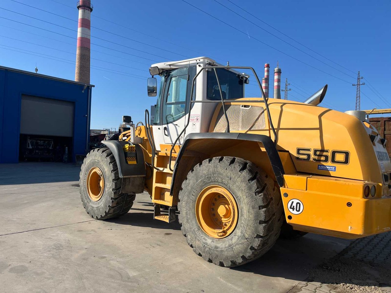 LIEBHERR - L550 - WHEEL LOADER - 2015 - Kolový nakladač: obrázek 3 LIEBHERR - L550 - WHEEL LOADER - 2015 - Kolový nakladač: obrázek 3