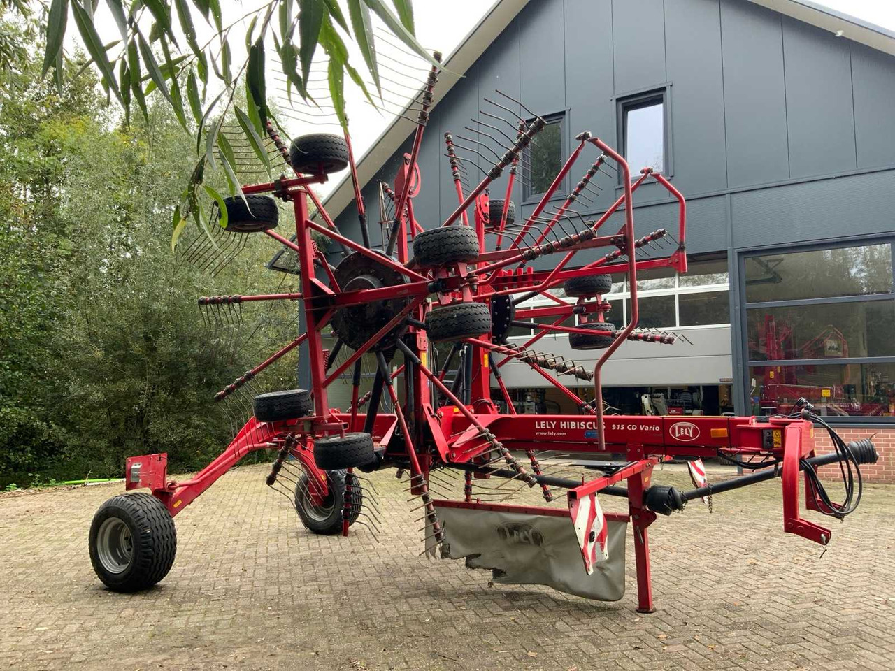 Lely Hibiscus 915 CD Vario - Stroj na sklizeň pícnin: obrázek 5 Lely Hibiscus 915 CD Vario - Stroj na sklizeň pícnin: obrázek 5
