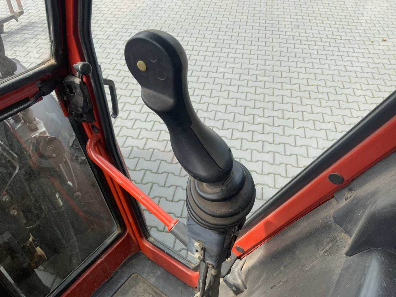 Čelní nakladač pro traktor Mailleux MX100: obrázek 16