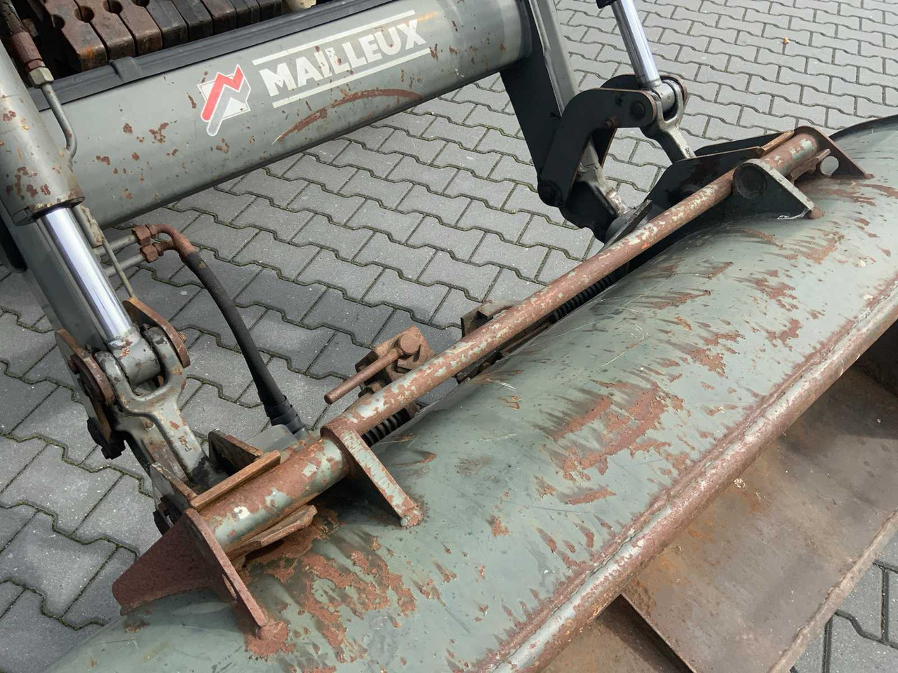 Čelní nakladač pro traktor Mailleux MX100: obrázek 20