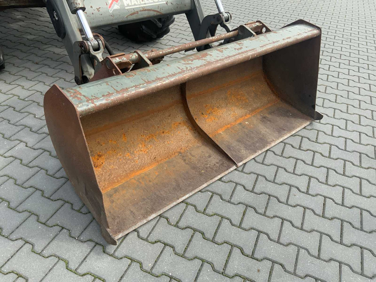 Čelní nakladač pro traktor Mailleux MX100: obrázek 12