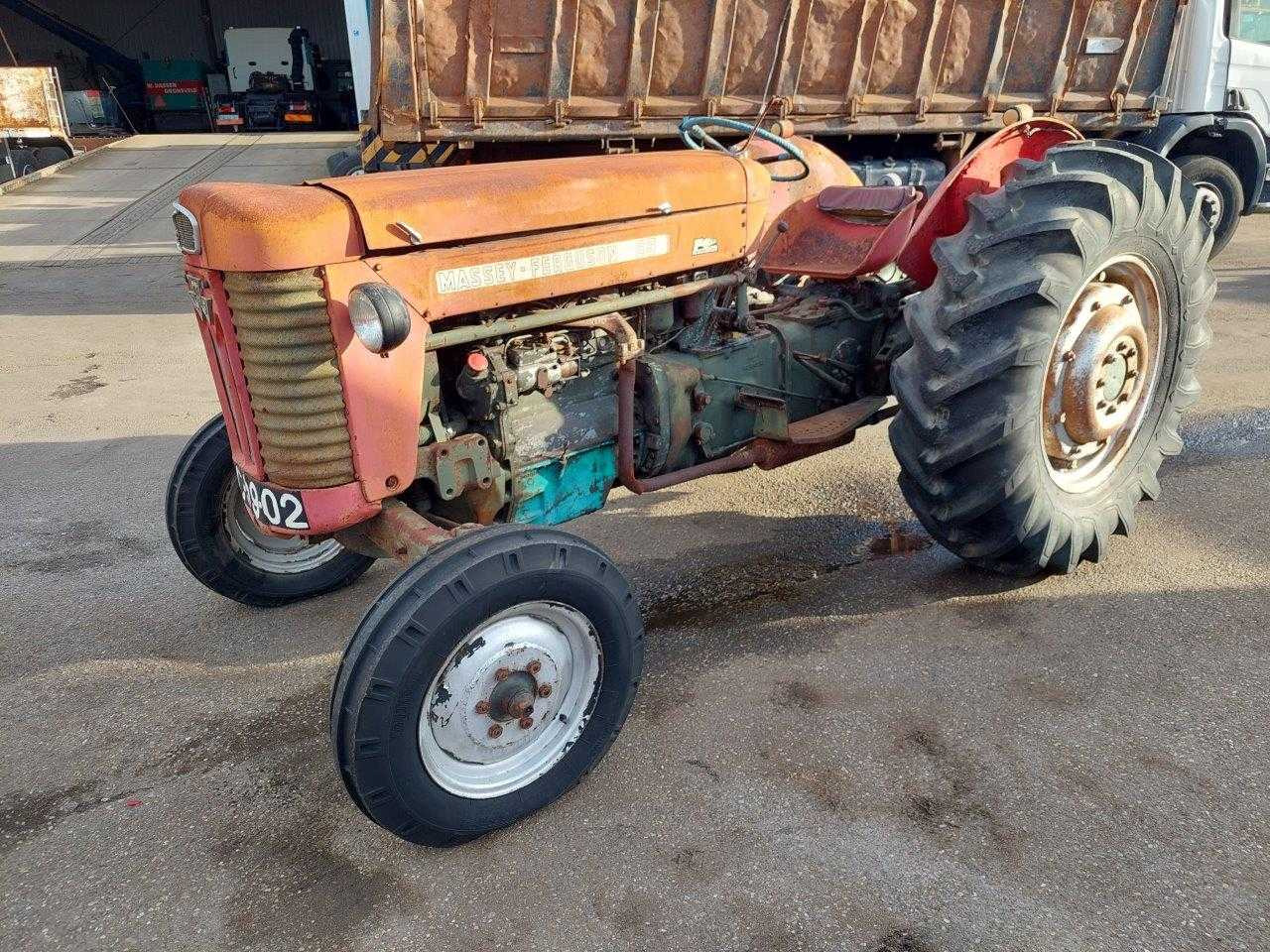 Massey Ferguson 65 - Traktor: obrázek 1 Massey Ferguson 65 - Traktor: obrázek 1