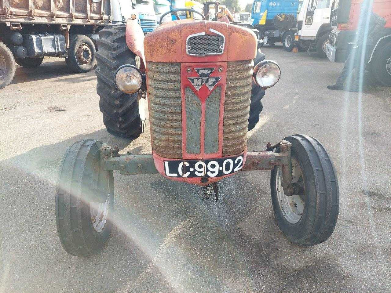 Massey Ferguson 65 - Traktor: obrázek 2 Massey Ferguson 65 - Traktor: obrázek 2