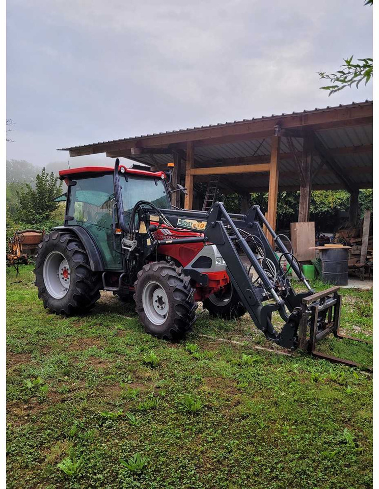 McCORMICK CX75 LE - Komunální traktor: obrázek 3 McCORMICK CX75 LE - Komunální traktor: obrázek 3