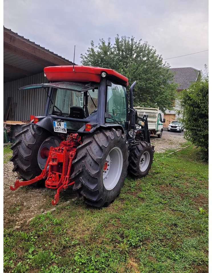 McCORMICK CX75 LE - Komunální traktor: obrázek 4 McCORMICK CX75 LE - Komunální traktor: obrázek 4