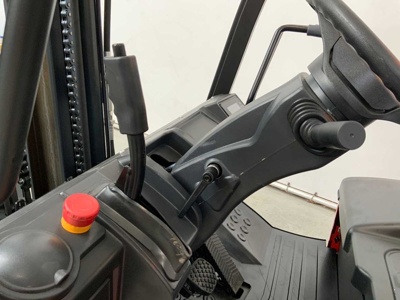 Vysokozdvižný vozík NOBLELIFT - 2024 - Q25-SERIES - 2.5T FORKLIFT ADJUSTABLE FORKS 4.8M: obrázek 12