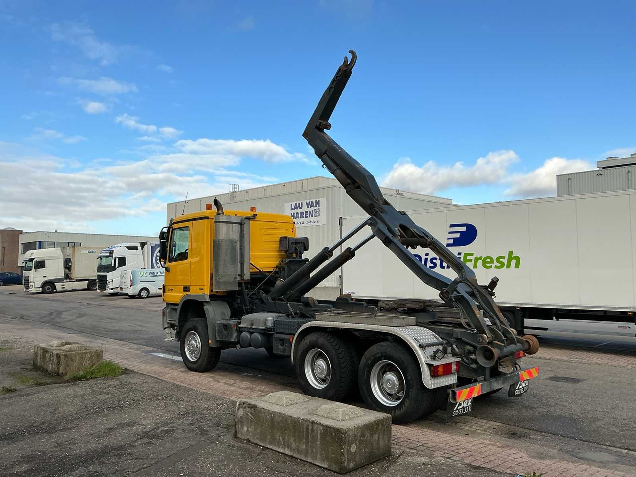2007 MERCEDES ACTROS 3344 TRUCK - Nákladní auto: obrázek 4 2007 MERCEDES ACTROS 3344 TRUCK - Nákladní auto: obrázek 4