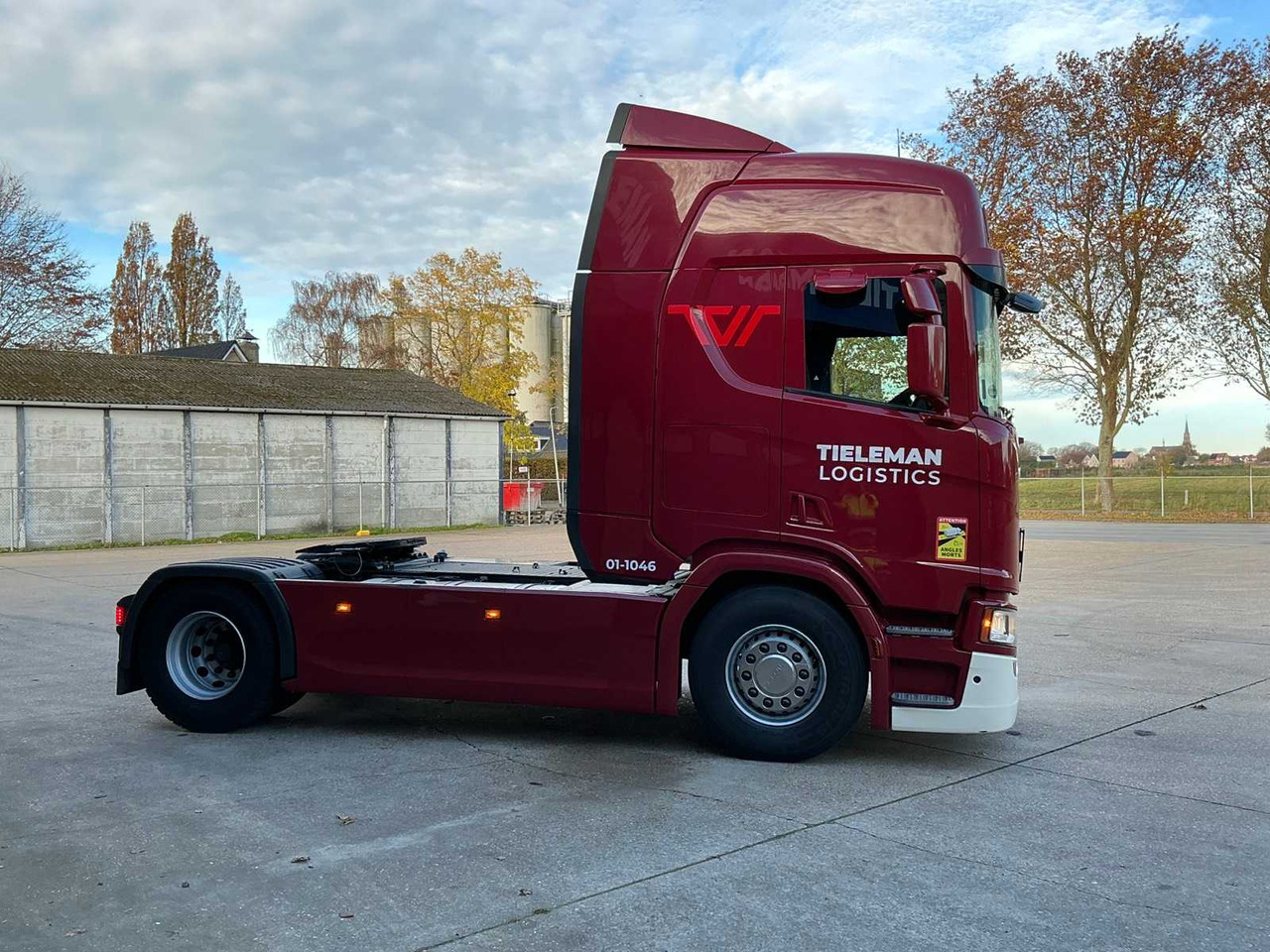 2022 SCANIA R460 SEMI-TRAILER TRACTOR - Nákladní auto: obrázek 5 2022 SCANIA R460 SEMI-TRAILER TRACTOR - Nákladní auto: obrázek 5