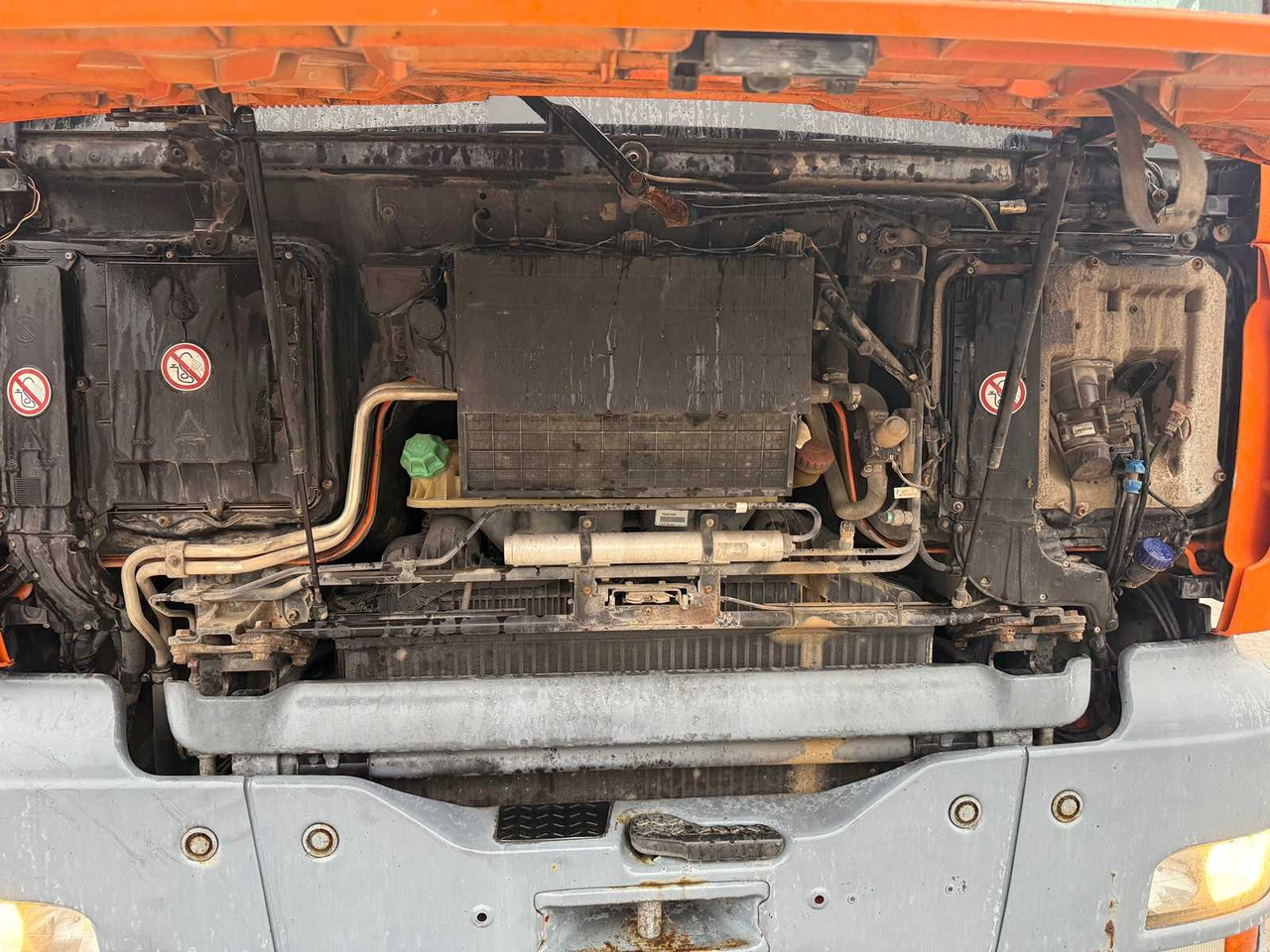 MAN - TGA 26.414 FDC - TRUCK - 2003 - Nákladní auto: obrázek 3 MAN - TGA 26.414 FDC - TRUCK - 2003 - Nákladní auto: obrázek 3