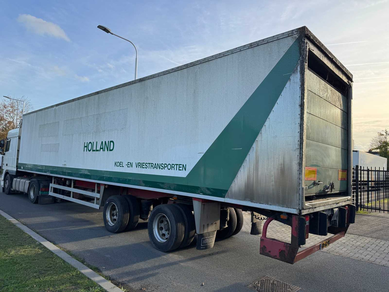 FLOOR - 1996 - FLO 12 202 - SEMI-TRAILER - Návěs: obrázek 3 FLOOR - 1996 - FLO 12 202 - SEMI-TRAILER - Návěs: obrázek 3