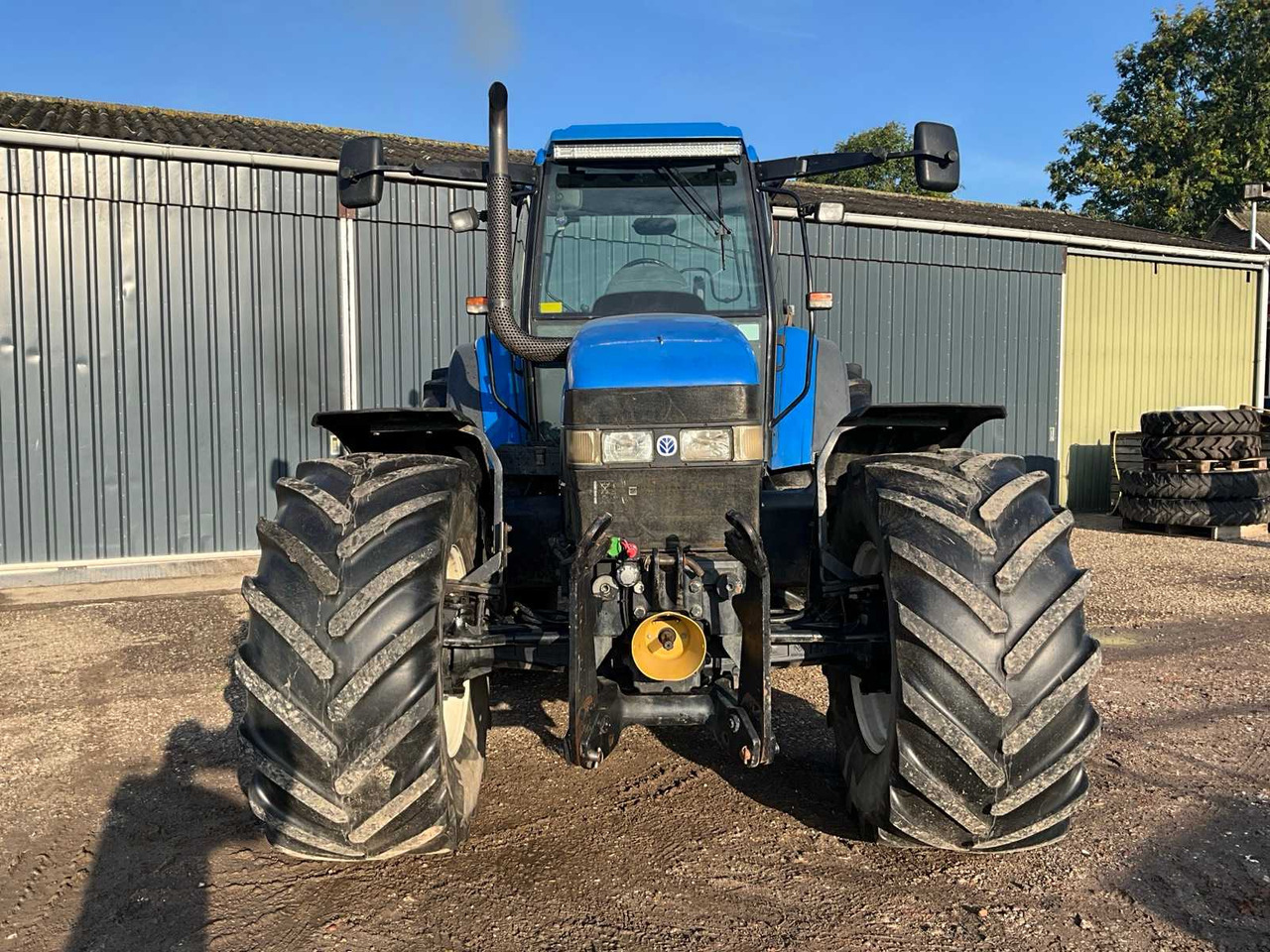 New Holland TM165 - Traktor: obrázek 3 New Holland TM165 - Traktor: obrázek 3