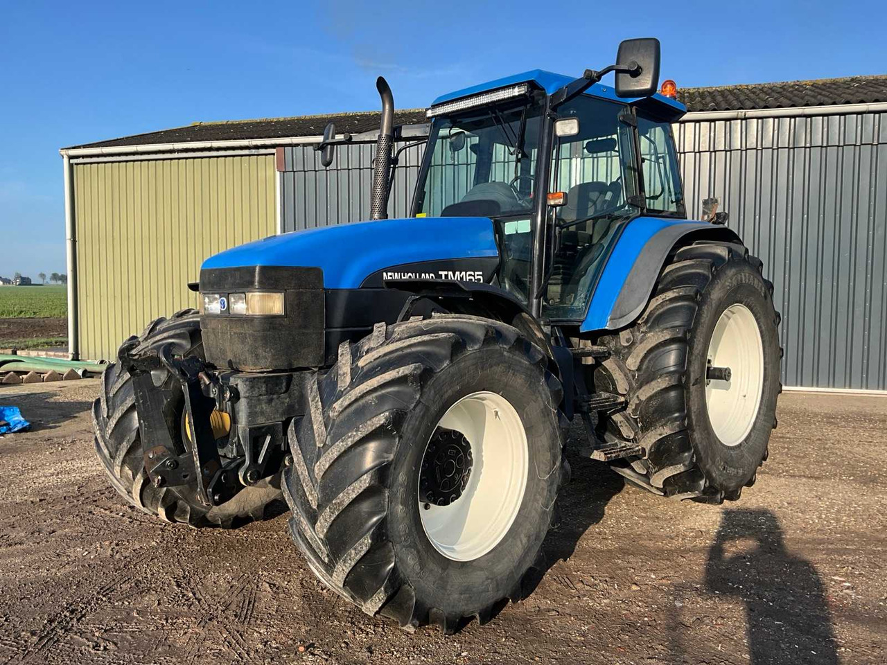 New Holland TM165 - Traktor: obrázek 1 New Holland TM165 - Traktor: obrázek 1