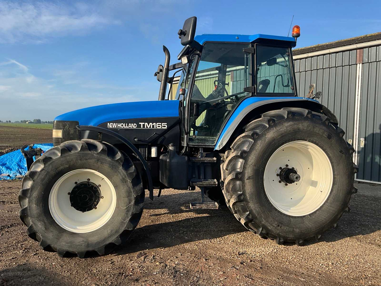 New Holland TM165 - Traktor: obrázek 5 New Holland TM165 - Traktor: obrázek 5