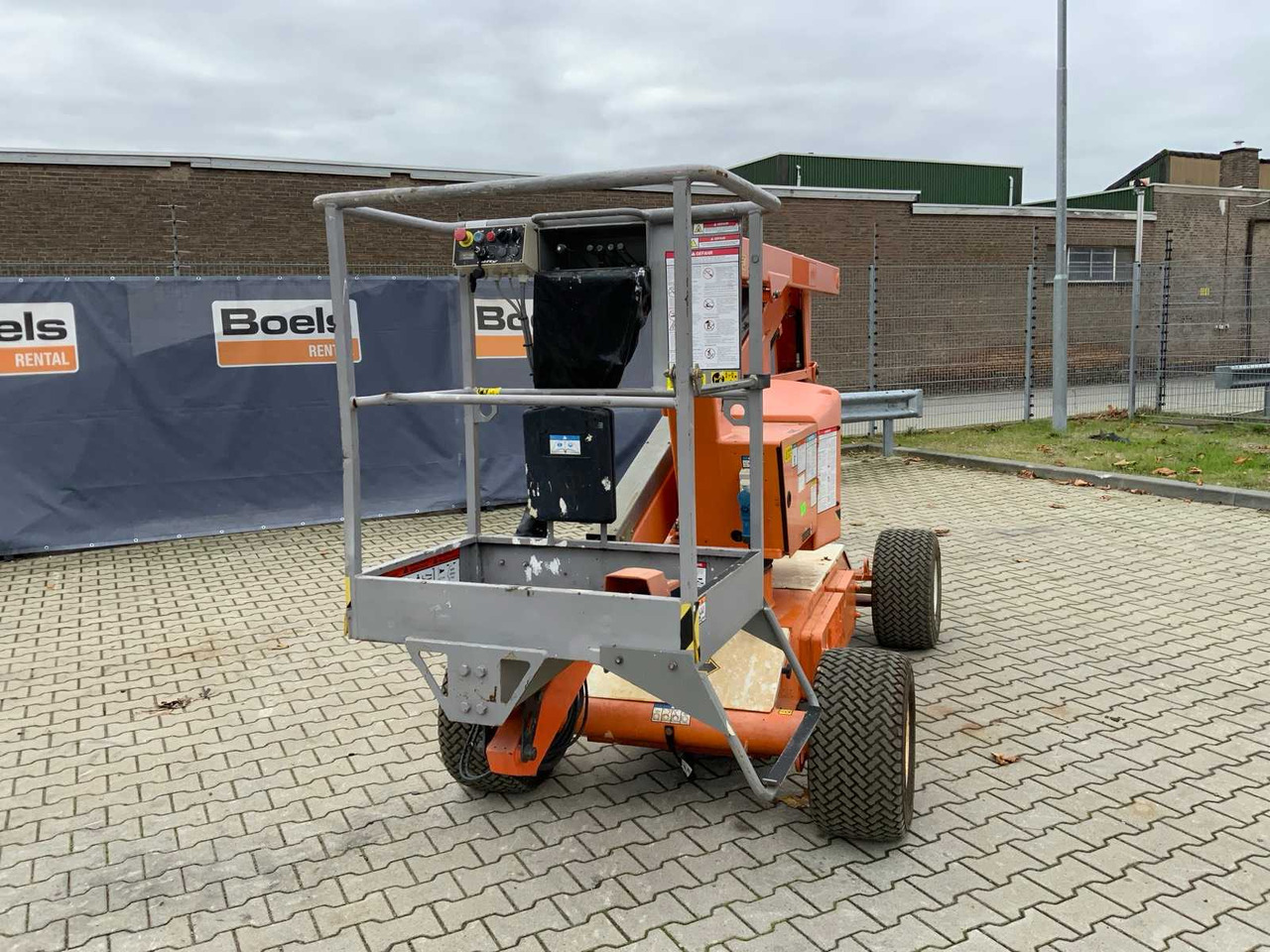 Niftylift Nifty HR12NE - Pracovní plošina: obrázek 3 Niftylift Nifty HR12NE - Pracovní plošina: obrázek 3