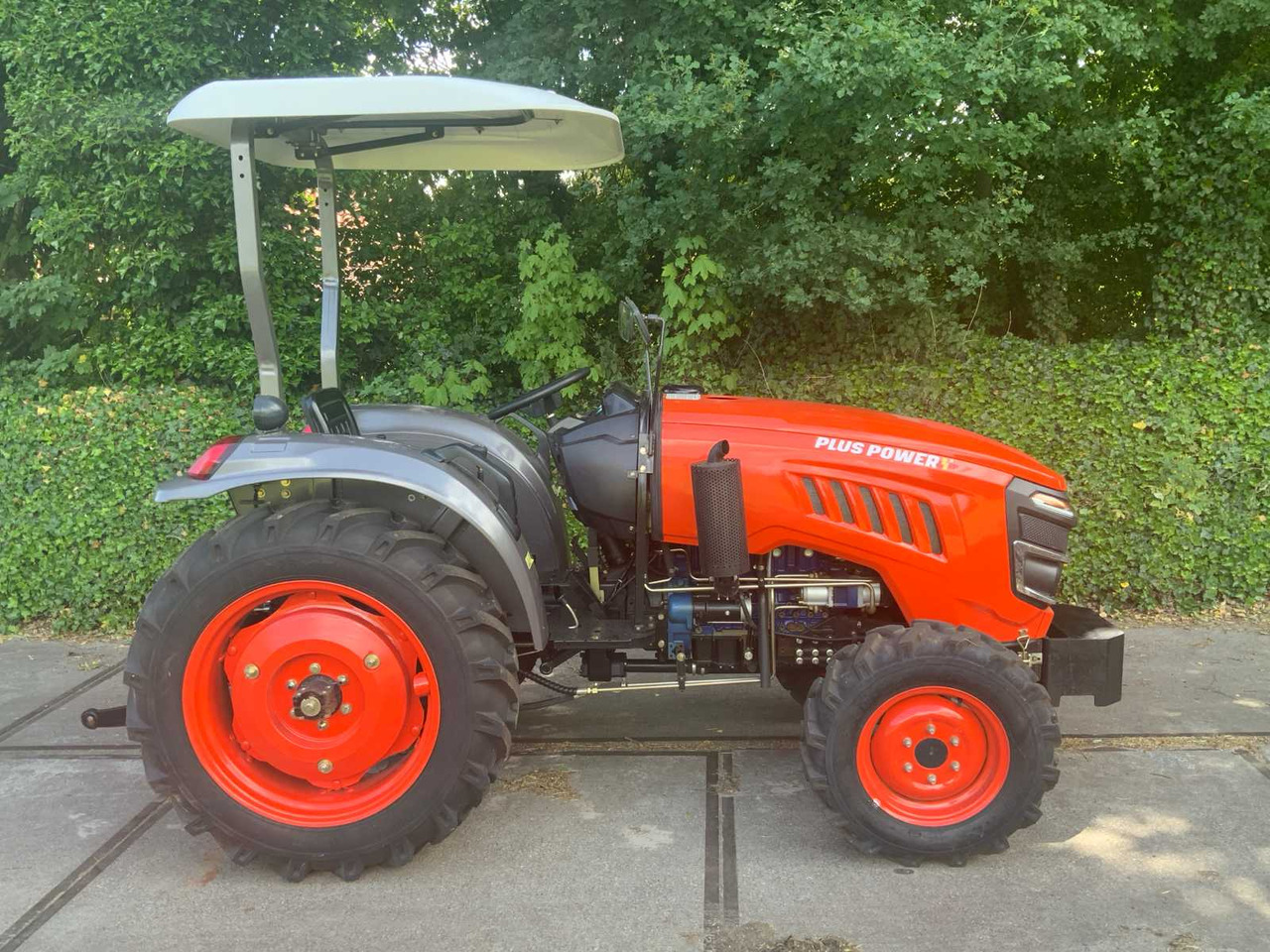Pluspower TT604 - Traktor: obrázek 5 Pluspower TT604 - Traktor: obrázek 5